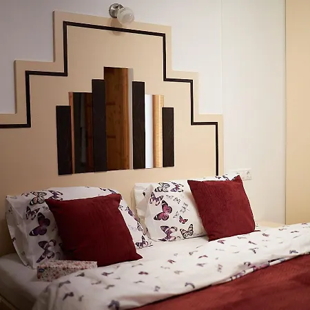 Klaudia Vendeghaz 3*